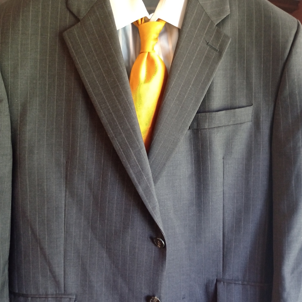 Ralph Lauren Gray Pinstripe Men's Suit Size 48R W44 Inseam 30